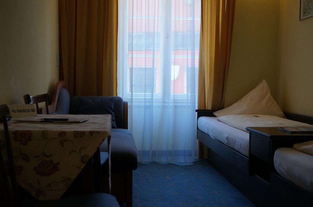 Hotel Happ อินส์บรุค ห้อง รูปภาพ